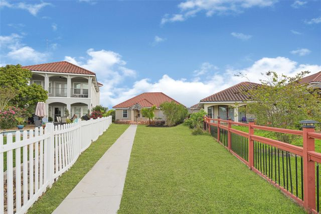 2767 Broadway Street, Dickinson, TX 77539