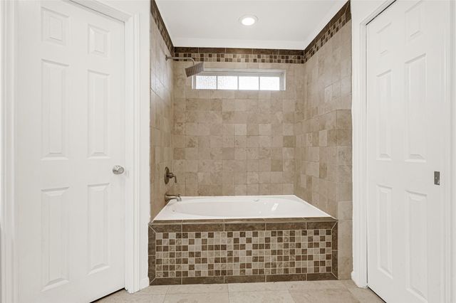 2767 Broadway Street, Dickinson, TX 77539