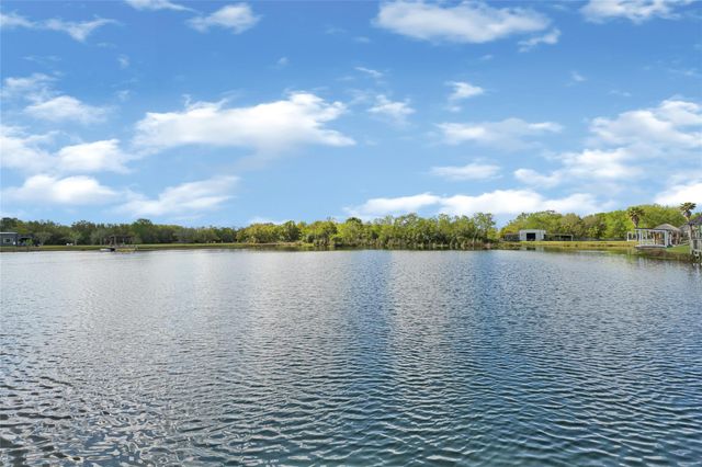 2767 Broadway Street, Dickinson, TX 77539