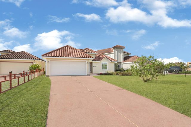 2767 Broadway Street, Dickinson, TX 77539