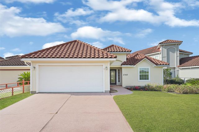 2767 Broadway Street, Dickinson, TX 77539