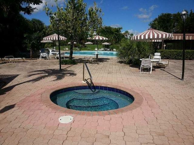 1681 NW 70th Avenue 403, Plantation, FL 33313