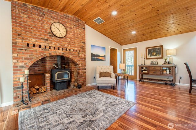 1733 E Woodhaven, Port Angeles, WA 98362