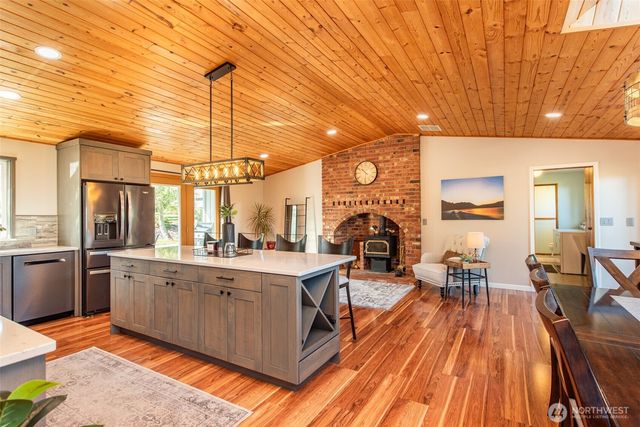 1733 E Woodhaven, Port Angeles, WA 98362