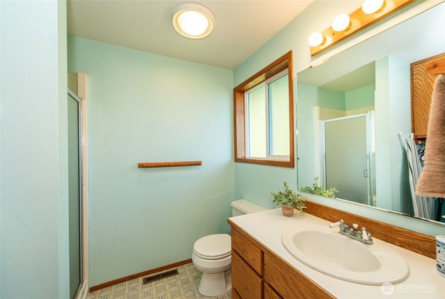 1733 E Woodhaven, Port Angeles, WA 98362