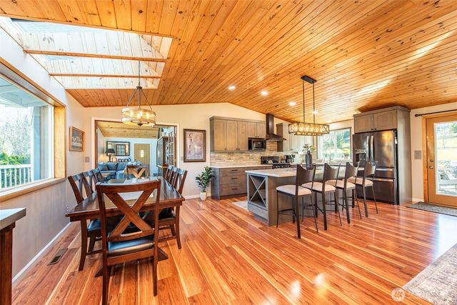 1733 E Woodhaven, Port Angeles, WA 98362