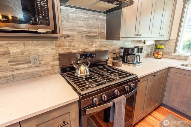 1733 E Woodhaven, Port Angeles, WA 98362