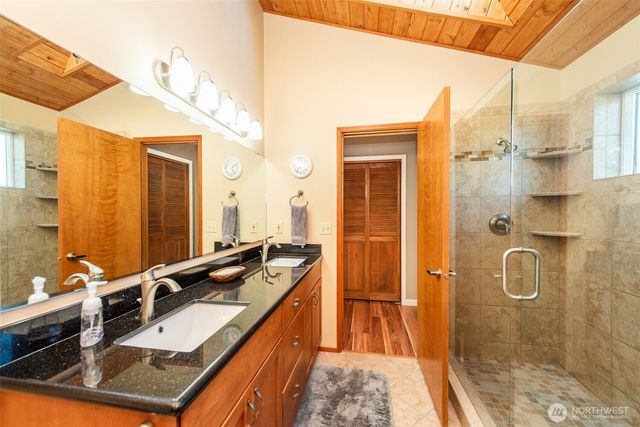 1733 E Woodhaven, Port Angeles, WA 98362