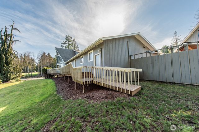 1733 E Woodhaven, Port Angeles, WA 98362