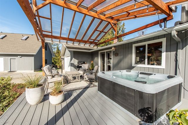 1733 E Woodhaven, Port Angeles, WA 98362