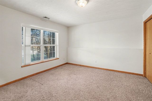 38 W Scotts Drive, Holland, MI 49424