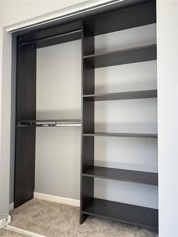 1631 Summergate Parkway I, St Peters, MO 63303