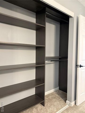 1631 Summergate Parkway I, St Peters, MO 63303