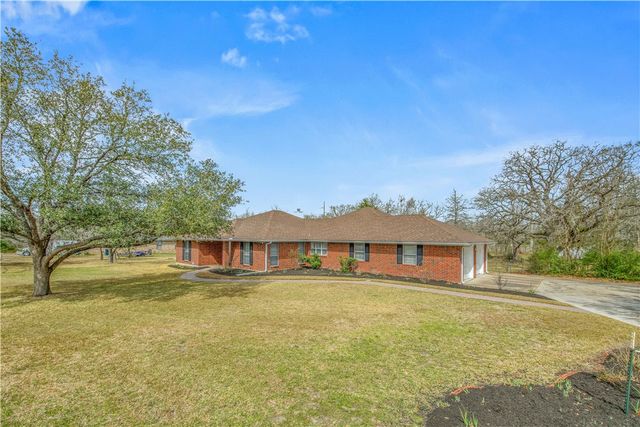 1002 Howe Drive, College Station, TX 77845