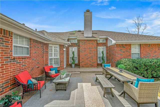 1002 Howe Drive, College Station, TX 77845