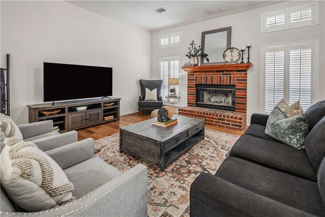 1002 Howe Drive, College Station, TX 77845