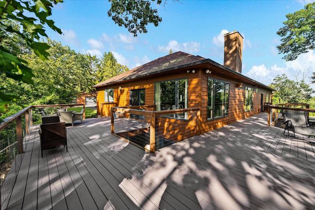 9338 Sauk Trail ROAD, Oostburg, WI 53070
