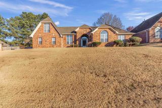 4936 RIVERCREST LN, Bartlett, TN 38135