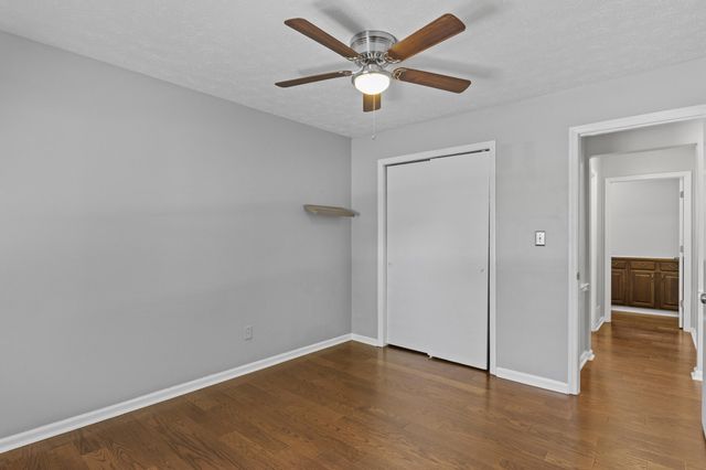 3483 Lansdowne Drive, Lexington, KY 40517