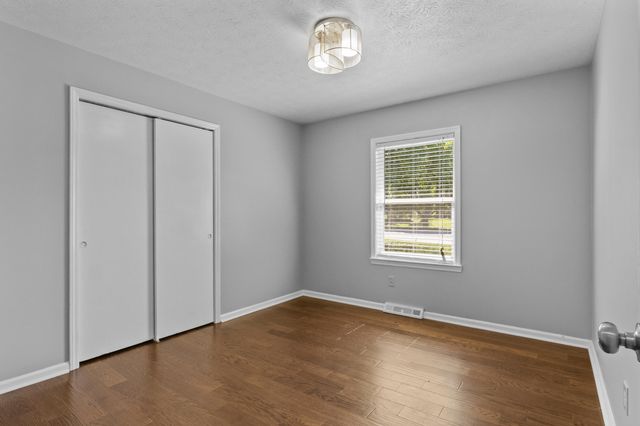 3483 Lansdowne Drive, Lexington, KY 40517