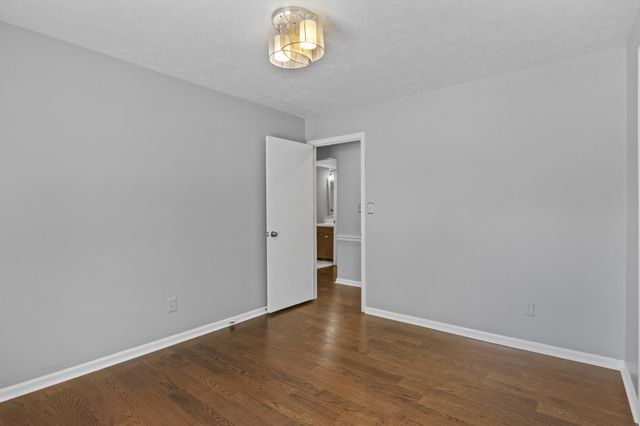 3483 Lansdowne Drive, Lexington, KY 40517