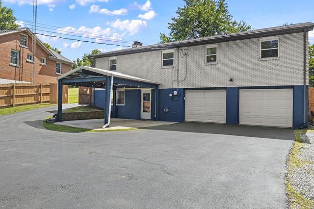 3483 Lansdowne Drive, Lexington, KY 40517