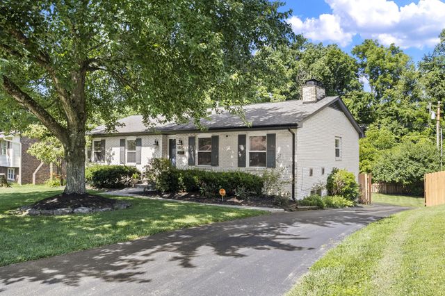 3483 Lansdowne Drive, Lexington, KY 40517