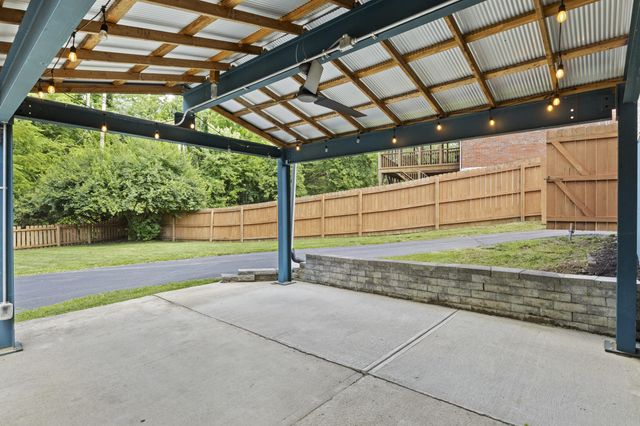 3483 Lansdowne Drive, Lexington, KY 40517