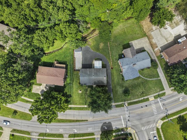 3483 Lansdowne Drive, Lexington, KY 40517