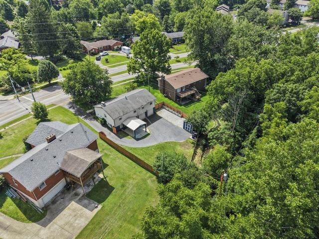 3483 Lansdowne Drive, Lexington, KY 40517