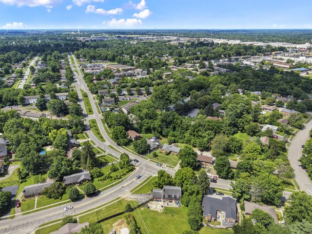 3483 Lansdowne Drive, Lexington, KY 40517