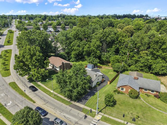 3483 Lansdowne Drive, Lexington, KY 40517