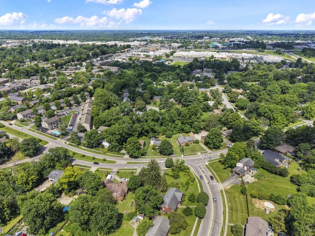 3483 Lansdowne Drive, Lexington, KY 40517
