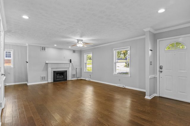 3483 Lansdowne Drive, Lexington, KY 40517