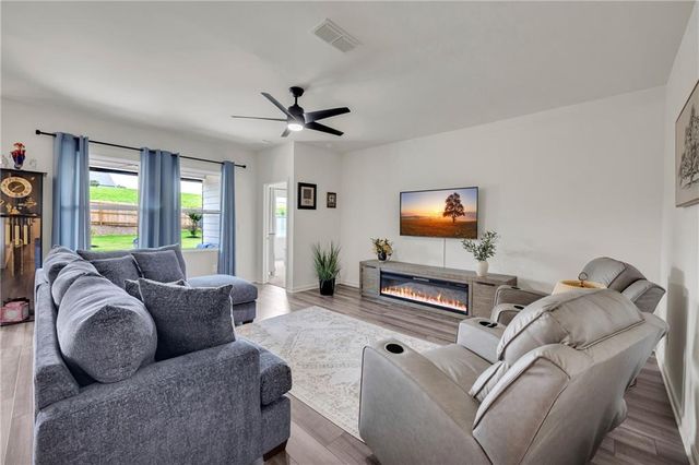 278 Bentwater Way, Hoschton, GA 30548