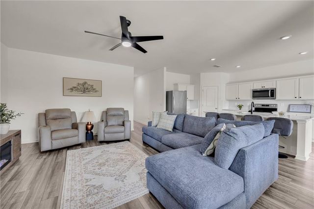 278 Bentwater Way, Hoschton, GA 30548