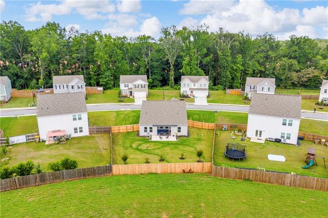 278 Bentwater Way, Hoschton, GA 30548