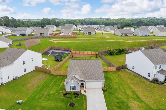 278 Bentwater Way, Hoschton, GA 30548