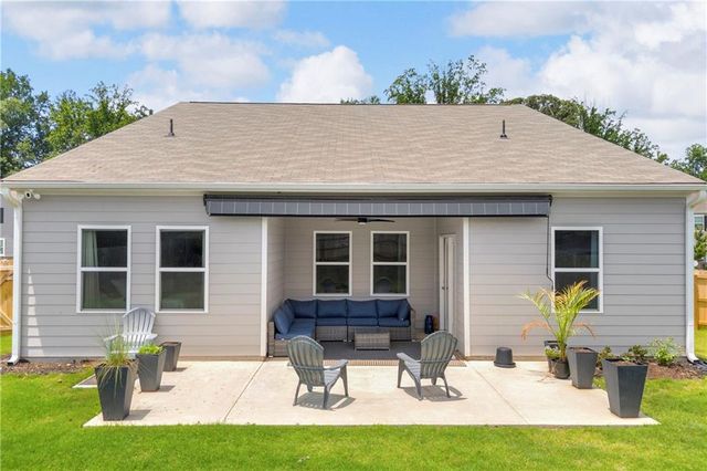 278 Bentwater Way, Hoschton, GA 30548
