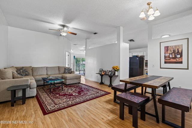 1641 SPRING OAKS Lane, Jacksonville, FL 32221