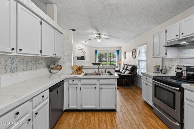 1641 SPRING OAKS Lane, Jacksonville, FL 32221