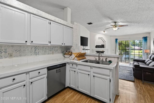 1641 SPRING OAKS Lane, Jacksonville, FL 32221