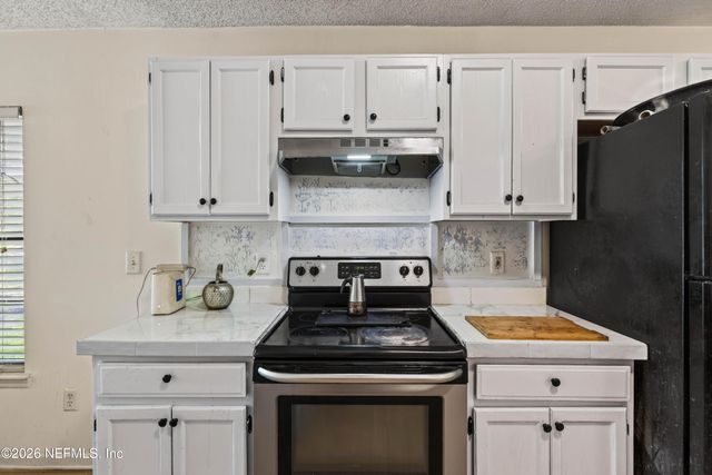 1641 SPRING OAKS Lane, Jacksonville, FL 32221