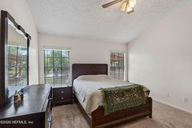 1641 SPRING OAKS Lane, Jacksonville, FL 32221