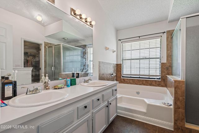 1641 SPRING OAKS Lane, Jacksonville, FL 32221