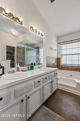 1641 SPRING OAKS Lane, Jacksonville, FL 32221