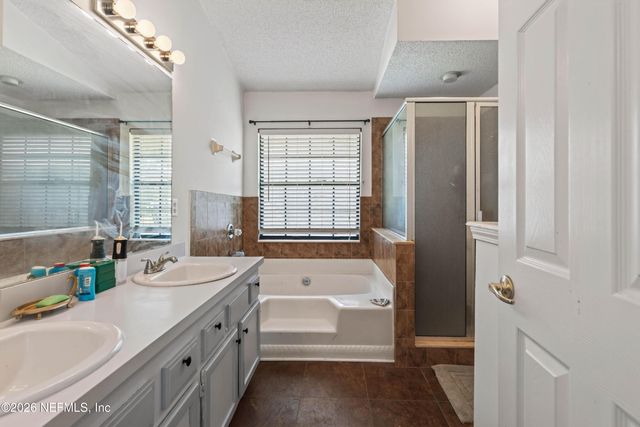 1641 SPRING OAKS Lane, Jacksonville, FL 32221
