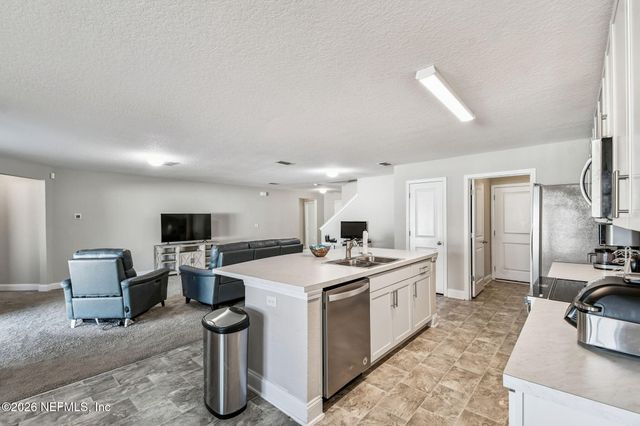 1723 BOSTON COMMONS Way, Jacksonville, FL 32221