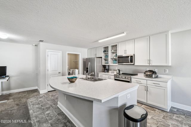 1723 BOSTON COMMONS Way, Jacksonville, FL 32221