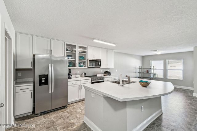 1723 BOSTON COMMONS Way, Jacksonville, FL 32221